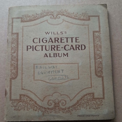 Vintage cigarette cards - cigarette, album