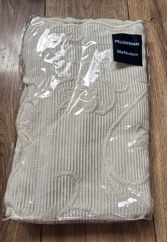 Cream beige patterned - cream/beige,