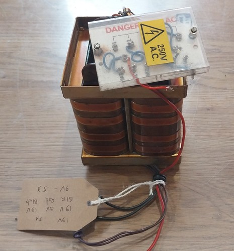 Mains transformer p - transformer, o/p