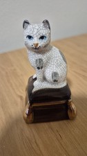 Vintage Takahashi porcelain crackle cat trinket box