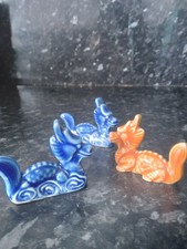 3 small porcelain Dragon