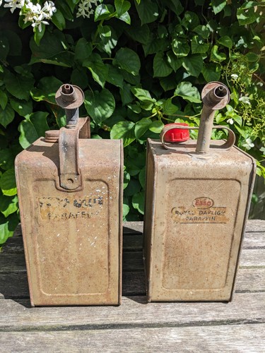 Original pair vintage - pair, 'esso