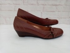 Markon Ladies Shoes Size 7 Brown Wedge Stitch Detail Low Heel Slip On Leather