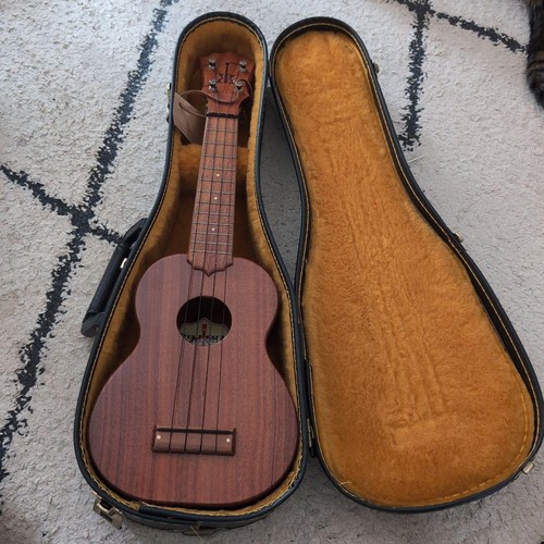 Koaloha mahogany ukulele with - mahogany,