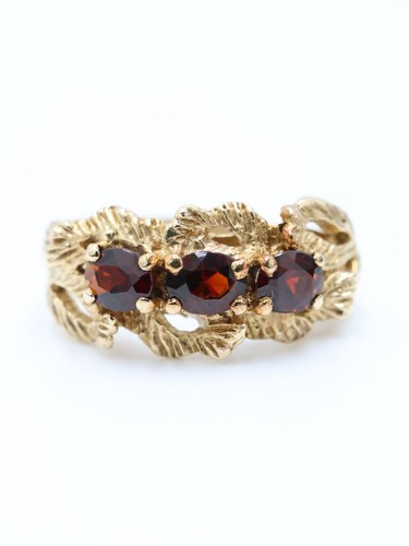 Vintage 9ct yellow gold - gold, red