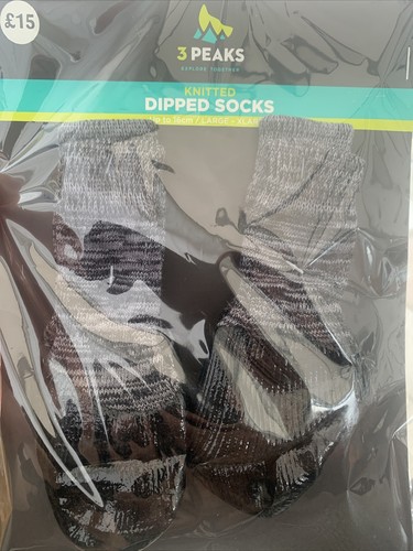 Peaks knitted dipped dog - dipped,