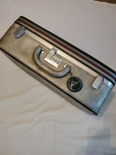 Vtg 70s via ventura - via, hard