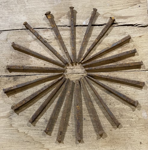 Antique square nails - 20,