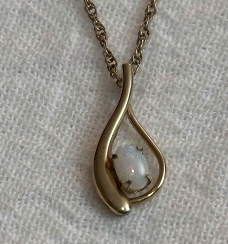 Vintage opal necklace - necklace, gold