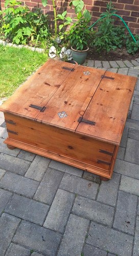 Square storage coffee table - storage,