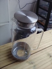 2 litre Glass jug with lid and measurements new without box