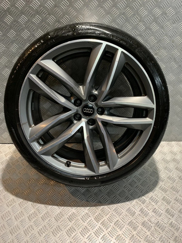 Audi sq7 alloy - /,