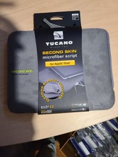 Tucano Second Skin microfiber