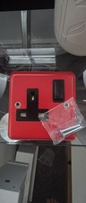 Red Plug Socket Single 1 Gang Wall Outlet Switched Electric 13A - Varilight