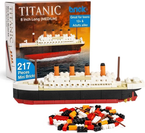 Complete titanic 217 piece - complete,
