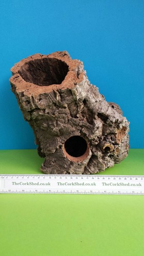 Cork bark tube hide 27cm - cork,