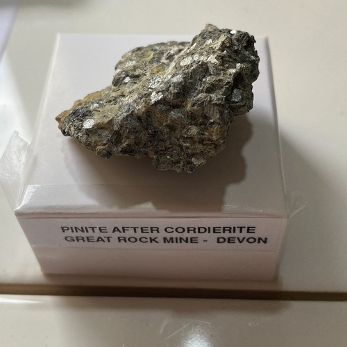 Pinite after cordierite - pinite,