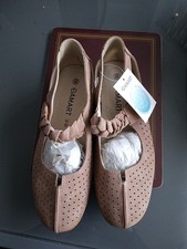 Ladies Shoes Damart, Cushion Walk. Dark Pink Colour. Size 6EEE