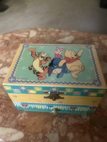 Disney winnie the - winnie,