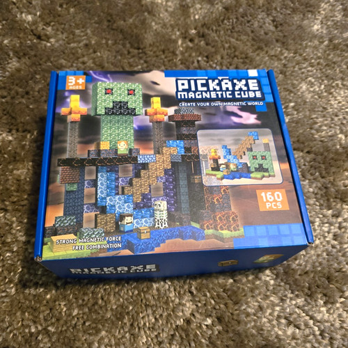 Pickaxe magnetic cube - magnetic,