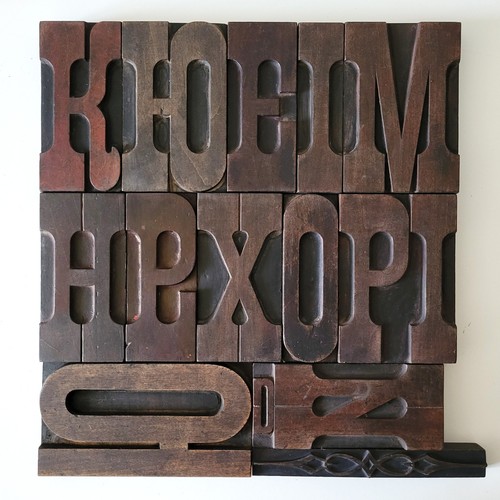Antique wood type - antique, letter