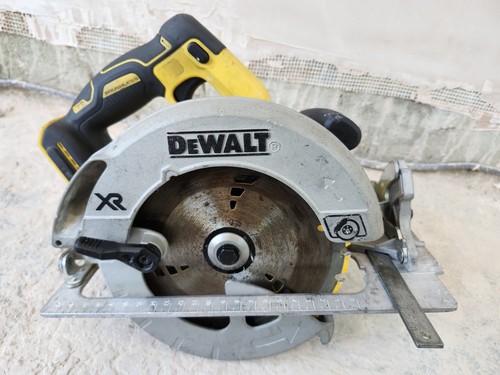 Dewalt 18v brushless - dewalt, xr