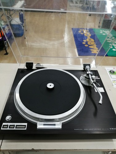 Trio record player - record,
