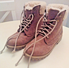 RJS Fuzzies Women's Genuine Sheepskin Boots Size 7UK