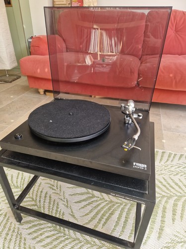 Rega planar turntable - planar, 3