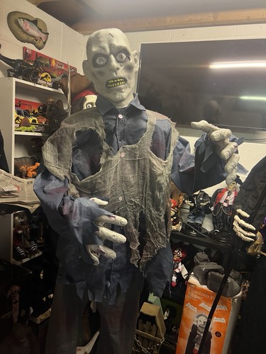 Halloween animated 6ft - 6ft, demonic
