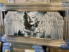 MARILYN MONROE WITH WINGS