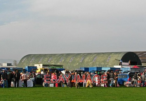 Photo sunday car boot - photo,