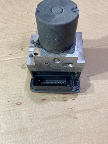 Mercedes e320 w211 abs - mercedes, pump