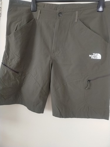 North face cargo shorts 38w - north, xl