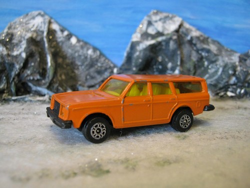Corgi juniors volvo 245 in - corgi,