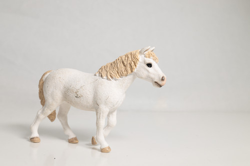 Retired schleich horse world - retired,