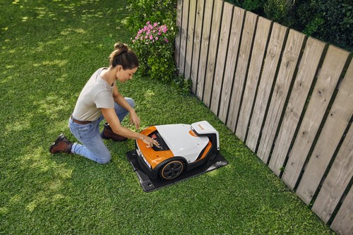 Stihl imow evo robotic lawn - 5,