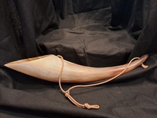 VINTAGE HANGING DECORATIVE COW'S HORN