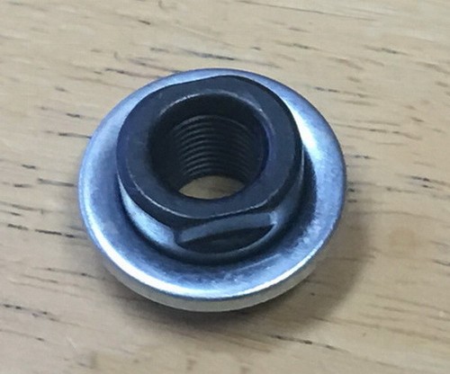 New 24t axle cone - x, nut