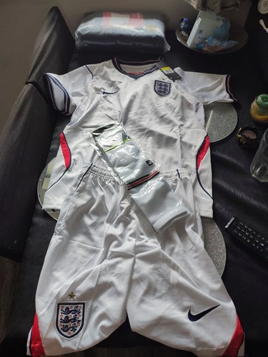 England euros kids - england,