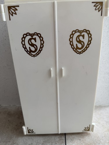 Pedigree sindy wardrobe - pedigree,