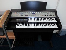 Lowrey EZ10 Organ, Free UK
