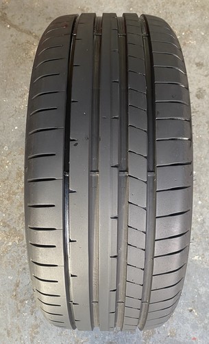 Tyre 225 18 - 1,, 18,