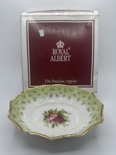 Royal Albert 'Old Country Roses'  With Original Box Bone China Trinket Dish