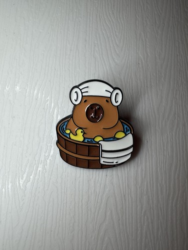 Capybara bathtub enamel - capybara, in