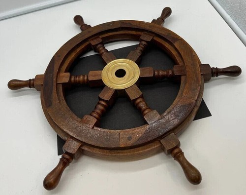 Steering round ships - steering, wooden