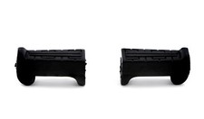 Pair front rubber foot rest - front,