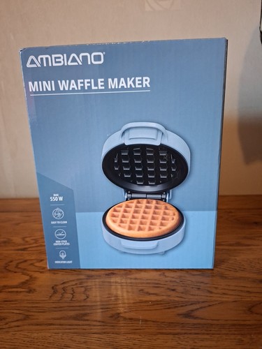 Mini compact waffle maker - waffle,