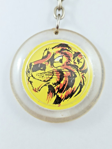 Keyring rare esso 1960s - keyring,