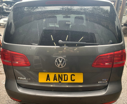 Volkswagen touran 2010 - volkswagen, 2010-2015